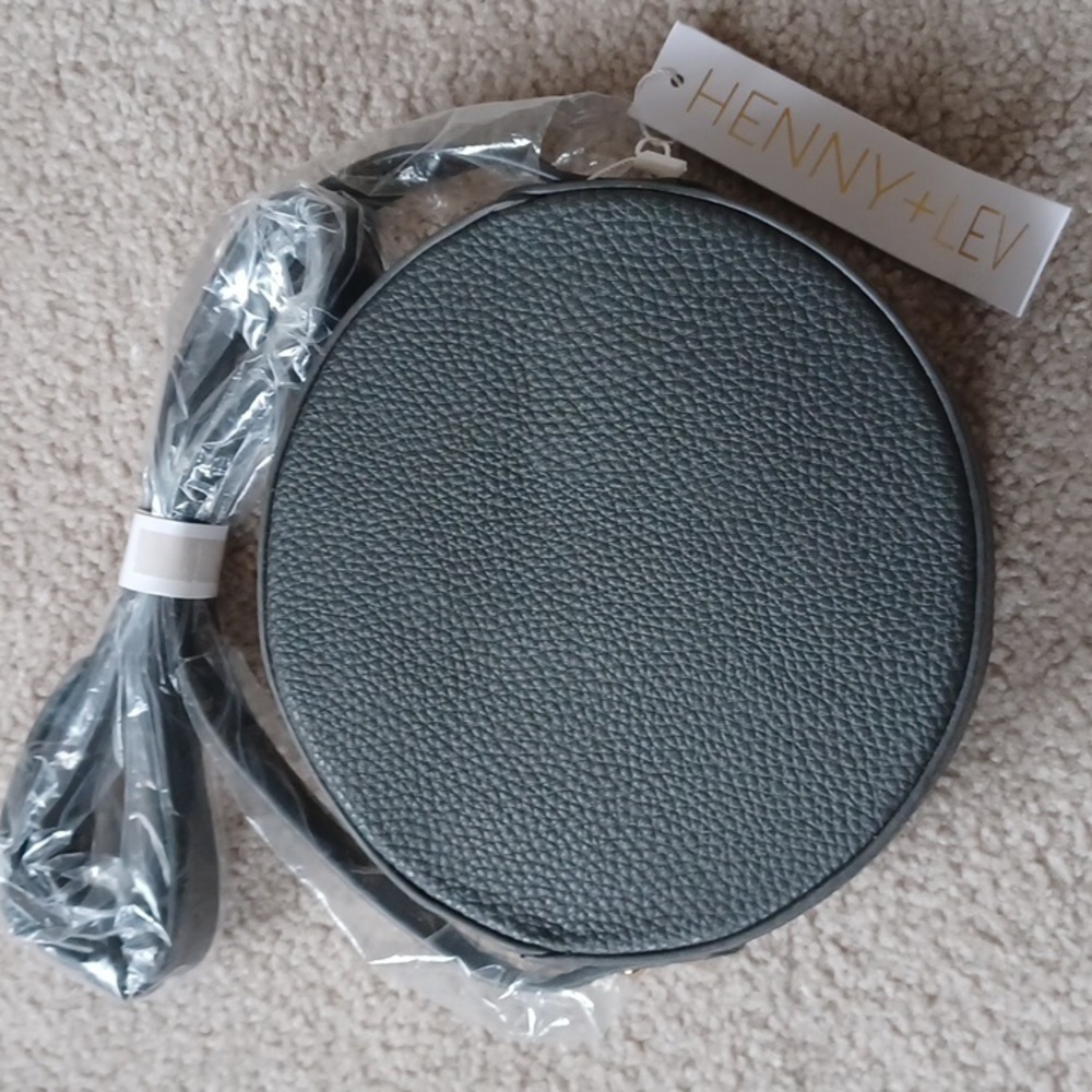 NWT Henny and Lev Cecilia Circle Crossbody Bag Dark Gray - Picture 4 of 7